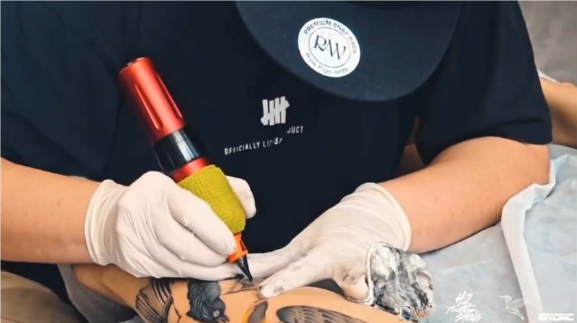 Digital vs. Analog: Which Tattoo Power Supply Is Right for You?