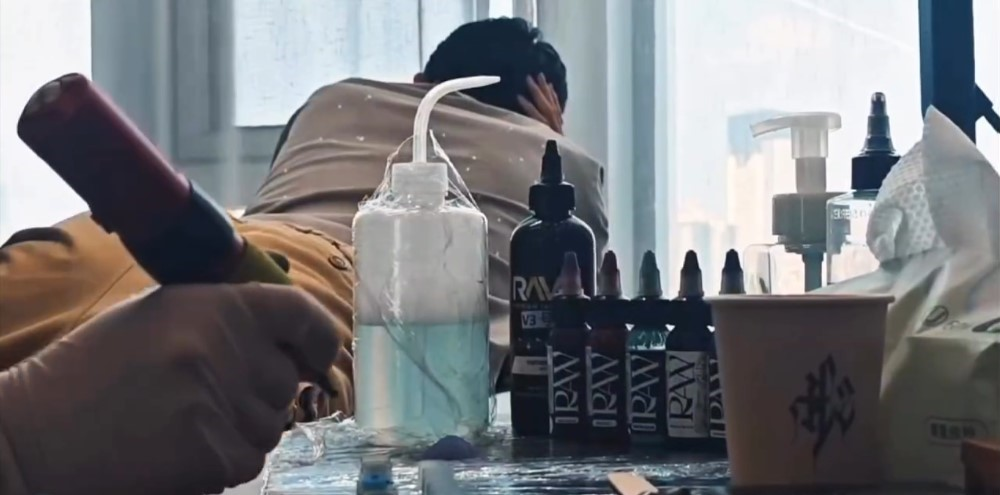The Best Wireless Tattoo Pen Accessories for a Seamless Experience